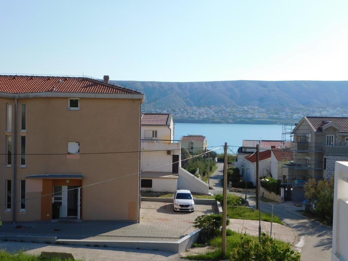 Apartmani Salus Pag Town Exteriör bild