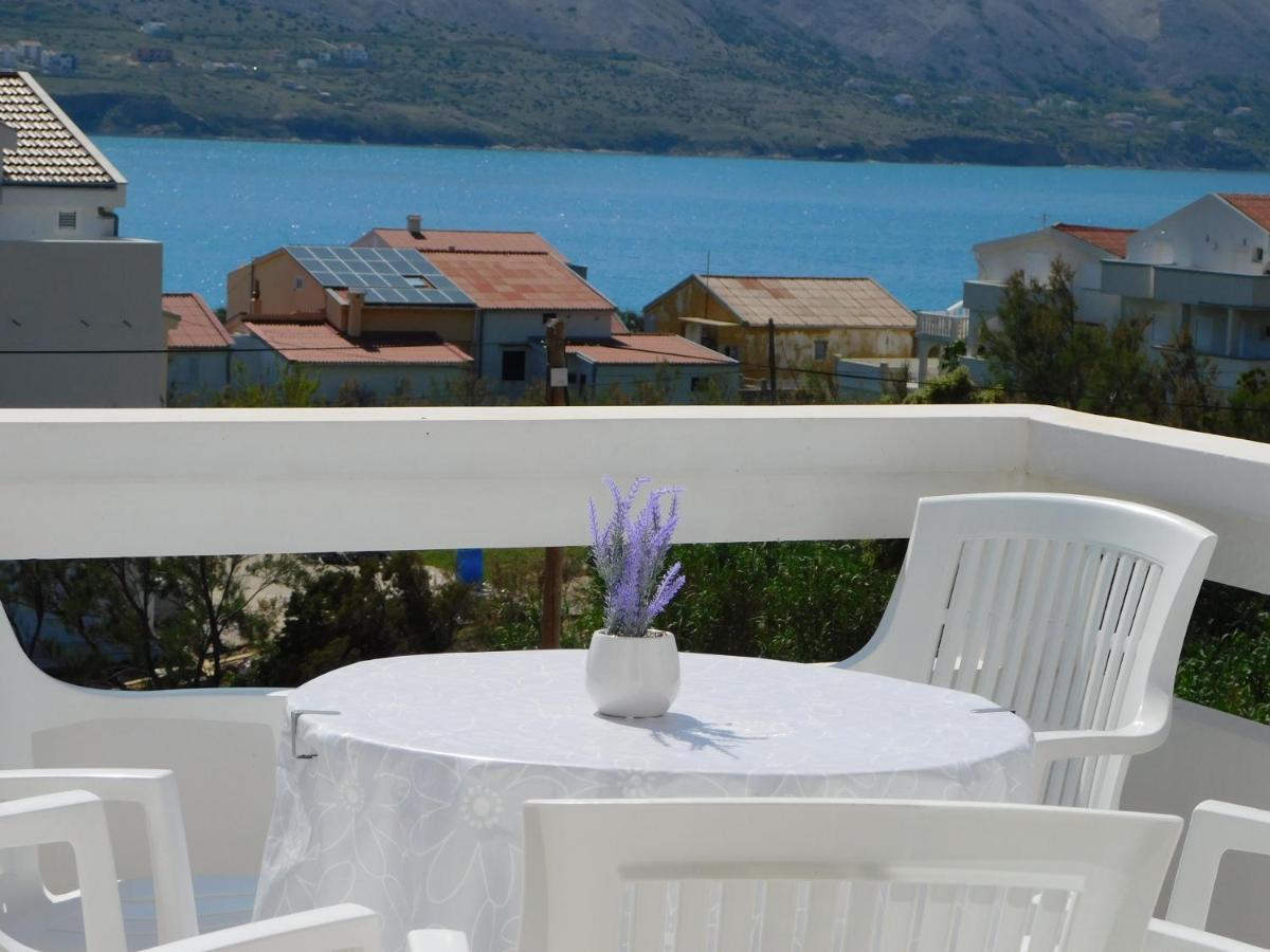 Apartmani Salus Pag Town Exteriör bild
