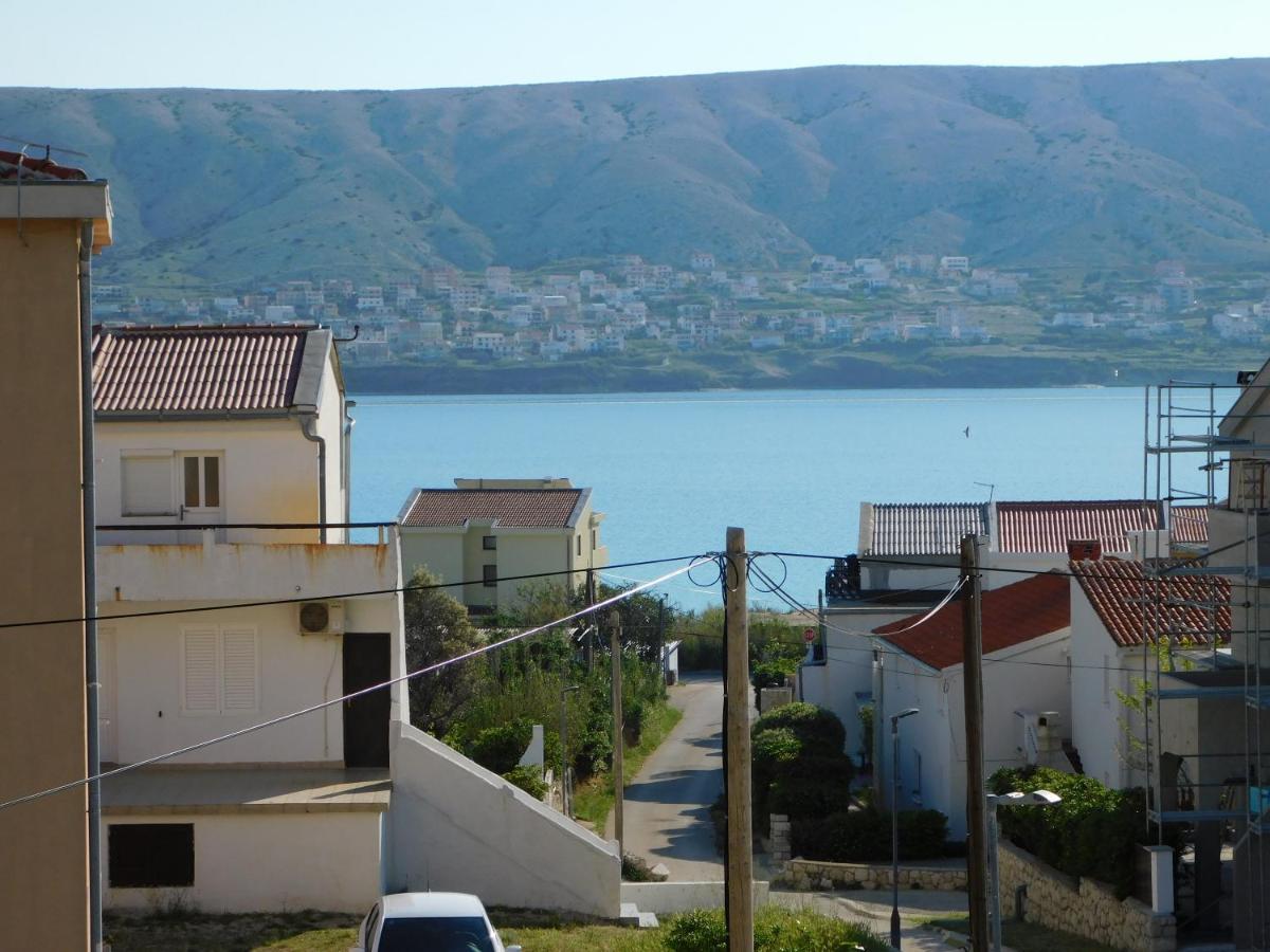 Apartmani Salus Pag Town Exteriör bild