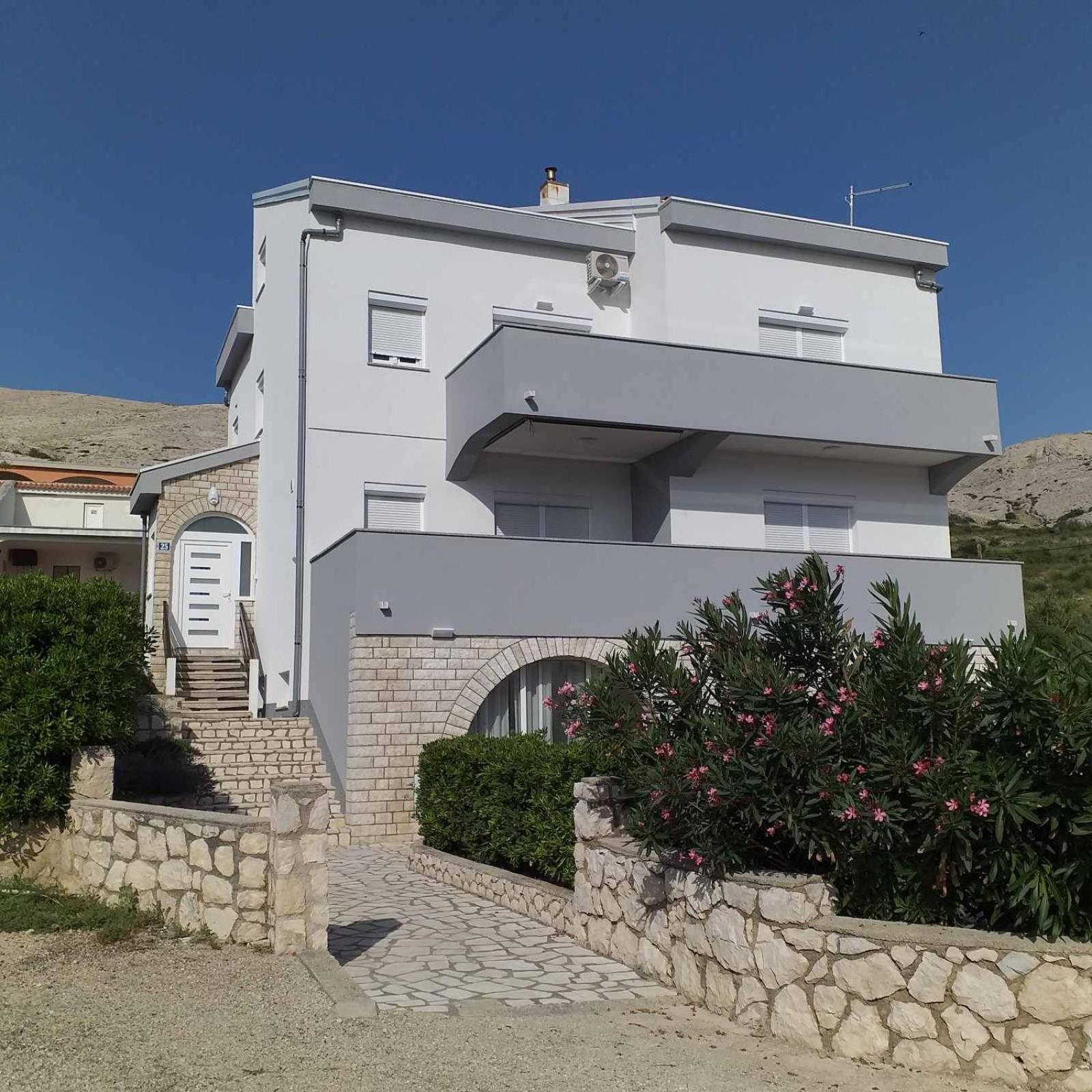 Apartmani Salus Pag Town Exteriör bild
